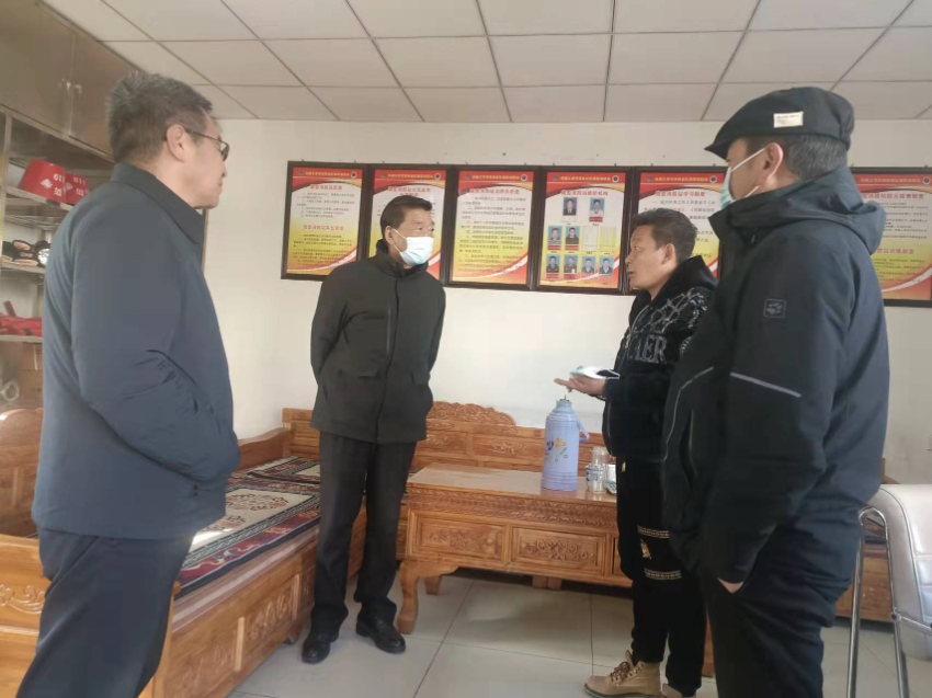 尼玛次仁赴各校区指导检查安全稳定 疫情 防控 后勤保障等工作